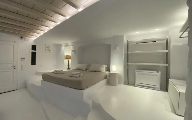 Villa Alessandra - Near Ornos Beach