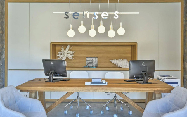 Senses Luxury Villas & Suites