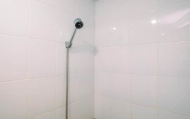 Great Choice And Cozy 2Br At Green Pramuka City Apartment