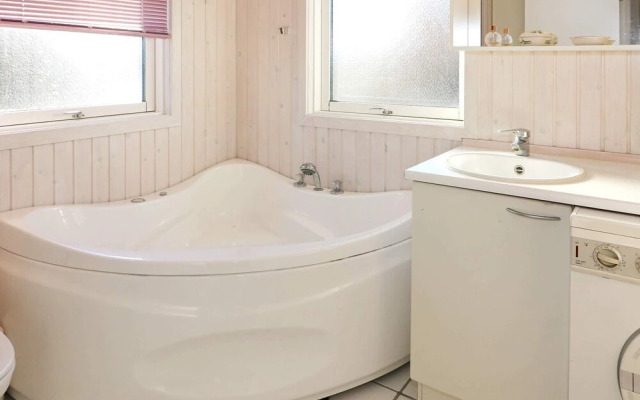 6 Person Holiday Home in Hadsund-by Traum