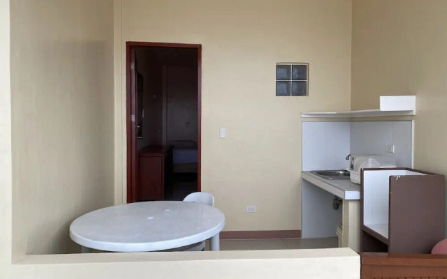 Kellocks seaview apartelle