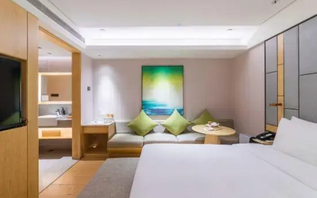 The Other Shore Sunshine Youth Hostel