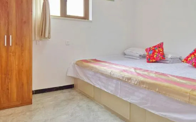 Beijing Zaoxiang Courtyard Farmhouse