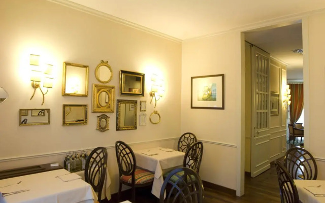 The Regency Hotel, Sure Hotel Collection by Best Western