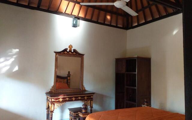 Puri Asri Bungalow