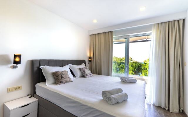 Luxury Penthouse Apt on beach Makarska