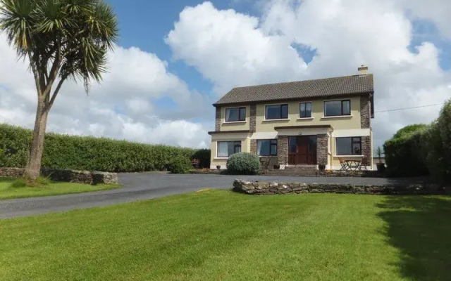 Ard-Na-Mara Country House