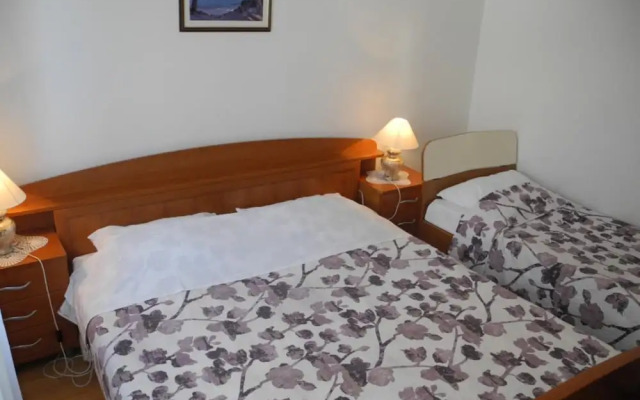 Apartment Elma 3 1 pax 1st Floor