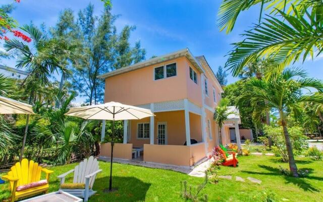 Blue Ocean Village House at Cable Beach