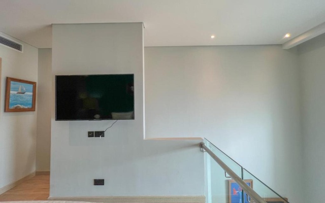 Căn hộ Duplex cao cấp Citadines view biển , cách bãi biển 30m – Guest Rooms – Ha Long