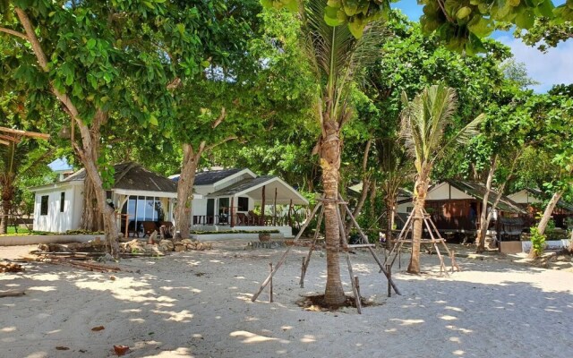Blue Bay Bungalow