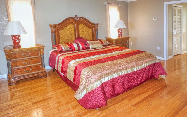 Treasure Island Luxury Intercoastal Home (745)