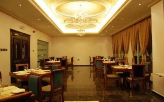 Rotana Hotel Muscat