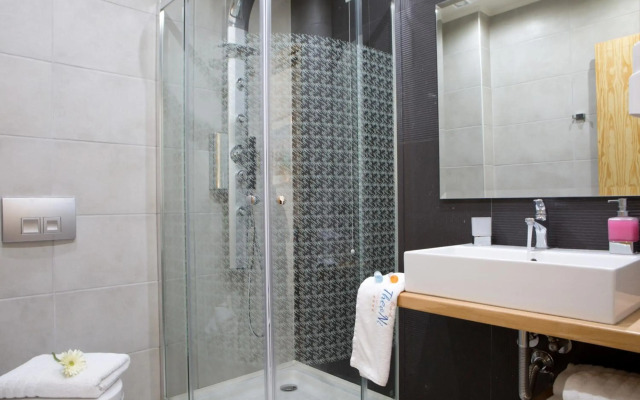Grand TheoNi Boutique Hotel & Spa