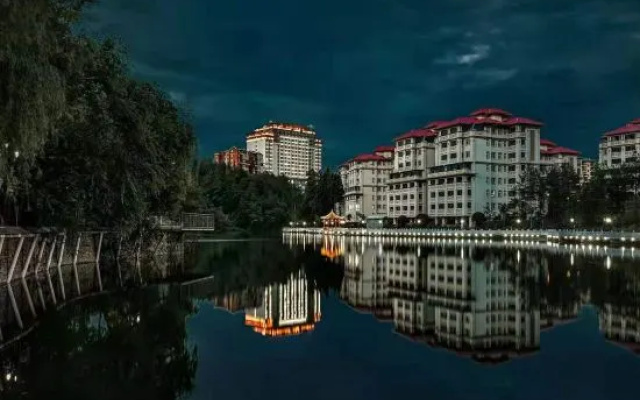 Yiqing Holiday Hotel – Outside – Enshi Prefecture