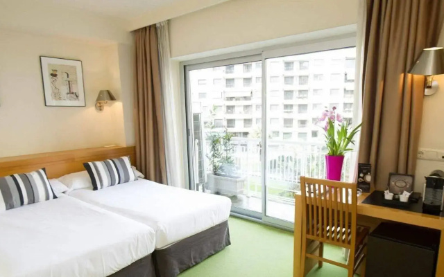 Hotel Zaragoza Plaza
