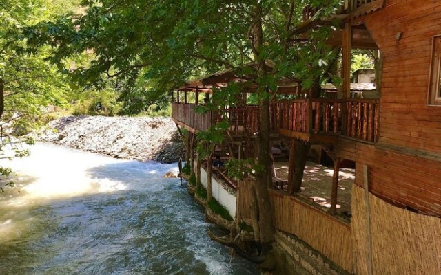 Kapuzbasi Sahin Motel Restaurant