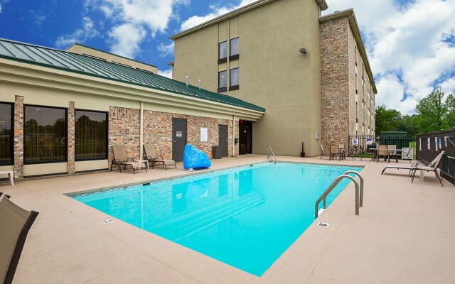 Super 8 by Wyndham Alexandria LA