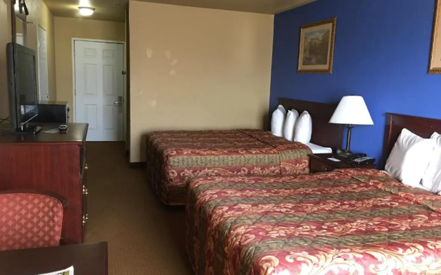 Hilltop Inn and Suites
