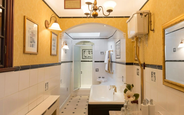Best Western Red Lion Hotel