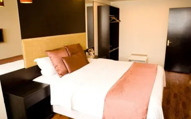 Super 8(Seven future science and Technology City stores in Beijing)