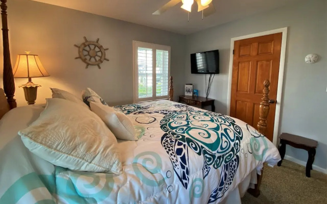 The Salty Sol 6 Bedroom Home