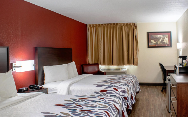 Red Roof Inn & Suites Middletown - Franklin