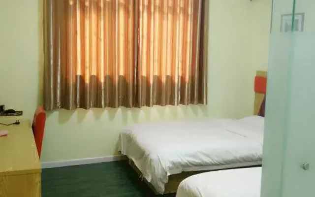 Xinxiang County star Yue express hotel
