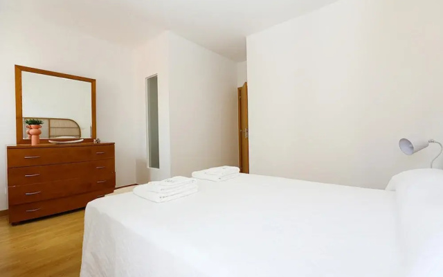 Z 03 - Bedroom 3 in Gil Vicente Guest Rooms