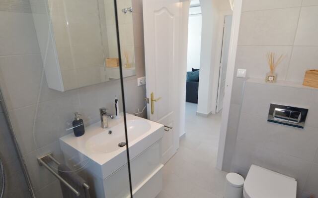 Beautiful Holiday Home in Rojales Valencia With Private Pool
