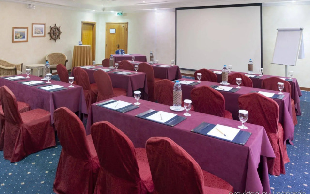 Mena Holiday Beach Resort Half moon Bay