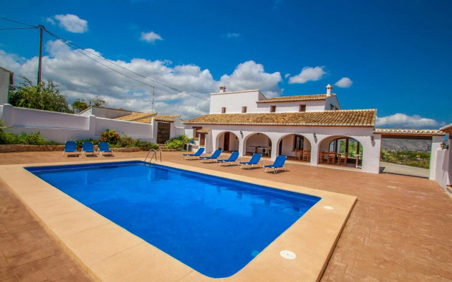 Finca Pere - panoramic hillside holiday house in Benissa
