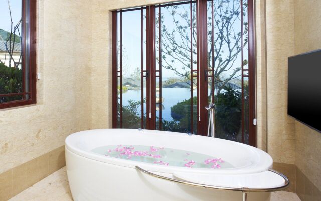 The Westin Zhujiajian Resort, Zhoushan