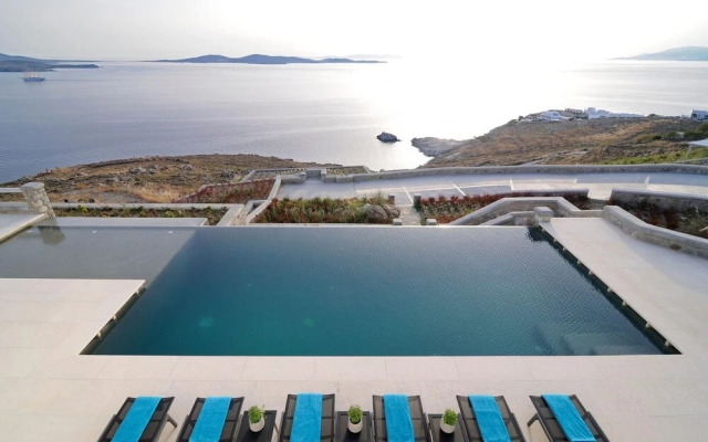 Luxury Key Mykonos 7 Bed Villa Rosella Pouli