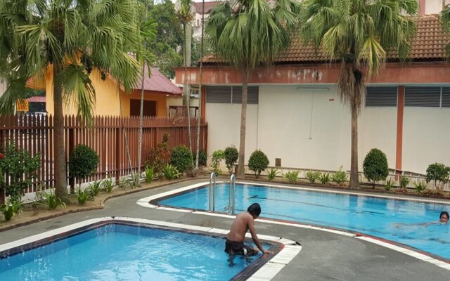 Anjung Apartment 3BR 5