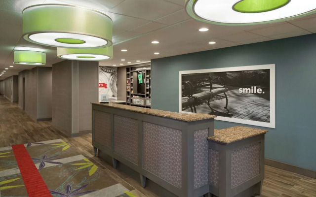 Hampton Inn & Suites St. Louis/Alton