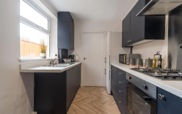 Adom Home Away From Home By Jesouth