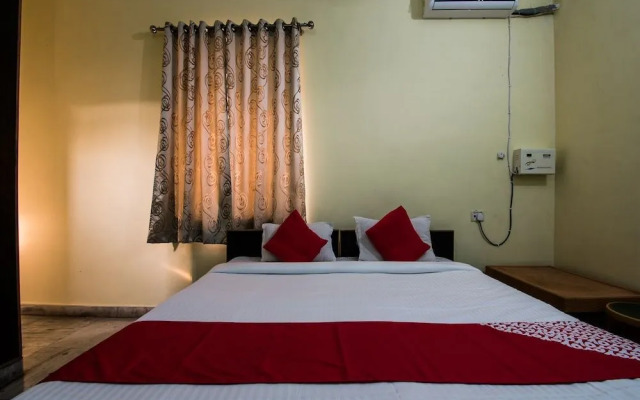 Viraj Hotel By OYO Rooms