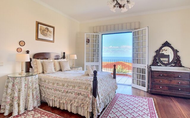 Villa Vista Sol by MHM