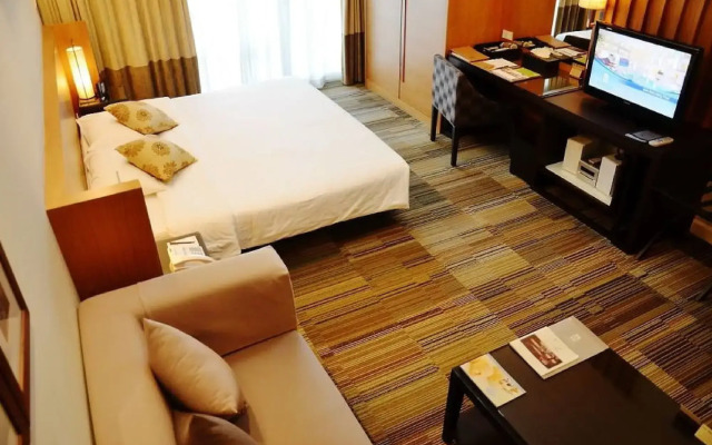 Kantary Hills Hotel and Serviced Apartments