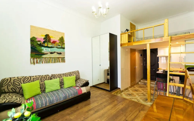 Cozy housing on Nevsky Prospect