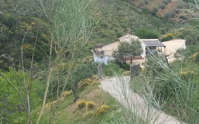 Rustic house in La Higuera (El Torcal de Antequera).