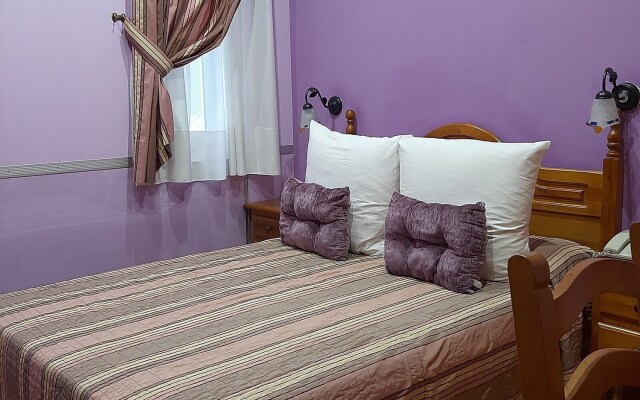Hostal Las Fuentes - Adults Only