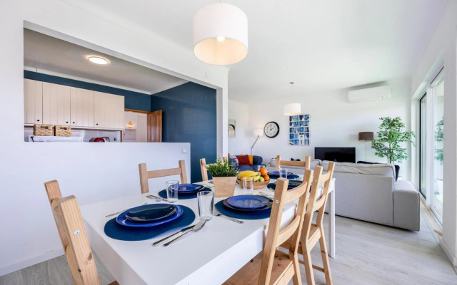 Apartment Julio Pomar, swimming pool