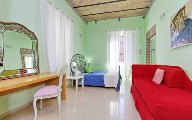 Large flat 30min Colosseo