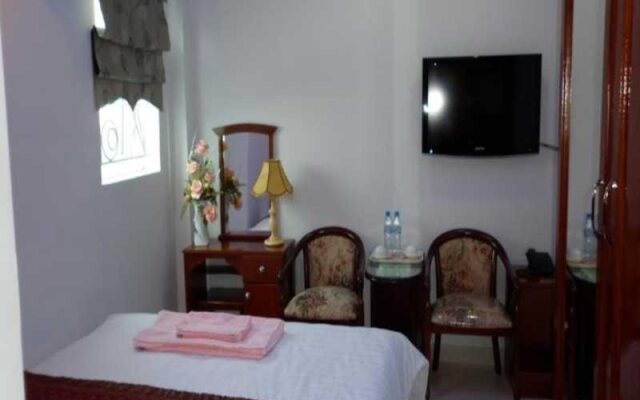 Tuyen Son Hotel