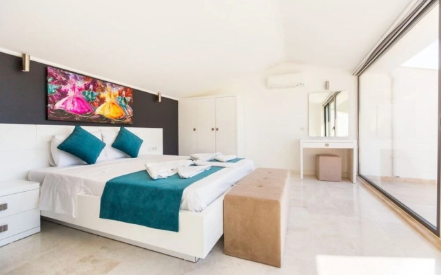 Villa Maris by Akdenizvillam