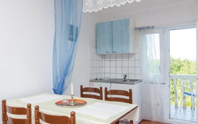 Nice Home in Sreser With Wifi and 3 Bedrooms