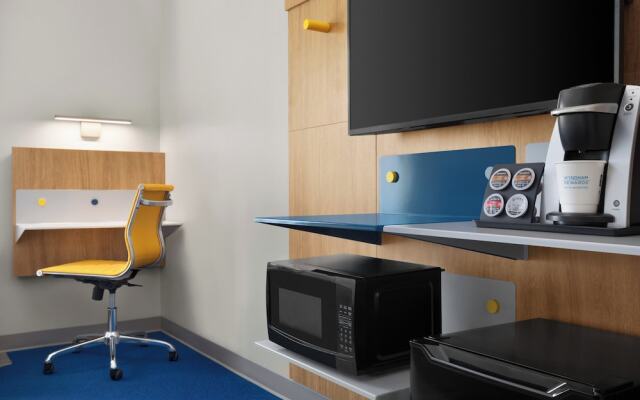 Microtel by Wyndham Lachute