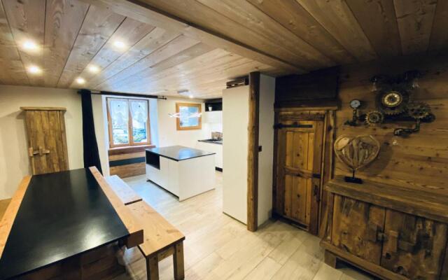 Grange authentique au coeur d'un charmant village savoyard - 4 Pièces 6 personnes 27